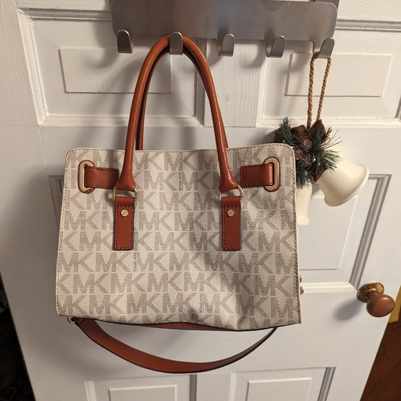 Michael Kors tote 👜 - Picture 4 of 4
